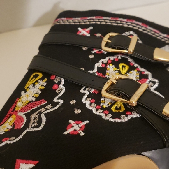 ANKLE WOMEN'S BOOTS, Size 6, colorful Never worn - Picture 10 of 11